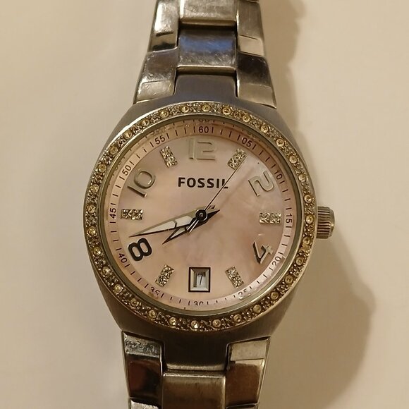 Glitzy Fossil AM-4175 MOP Dial Crystal Bezel All Stainless Women's Dress Watch - Picture 2 of 13